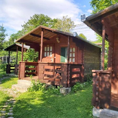 Bungalow Camping Edelweiss - Floare De Colt - Gyopar Rimetea Exterior photo