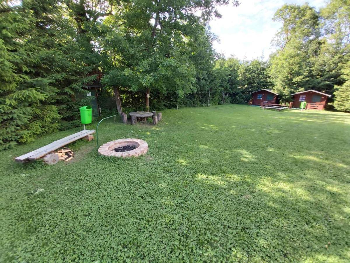 Bungalow Camping Edelweiss - Floare De Colt - Gyopar Rimetea Exterior photo